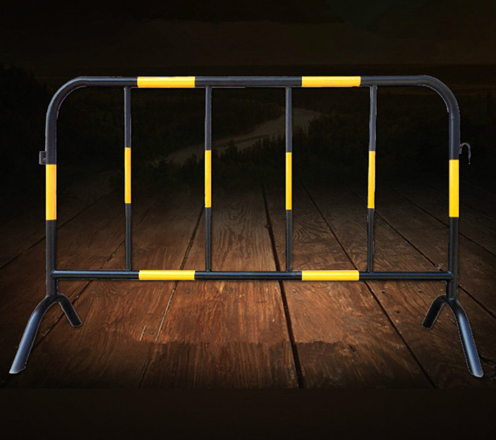 Low price portable event temporary barrier fence/ road fencing barricade