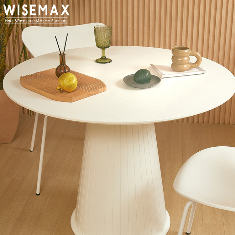 WISEMAX FURNITURE Hot sale dining room furniture strong stable round HDF top dining table for home restaurant