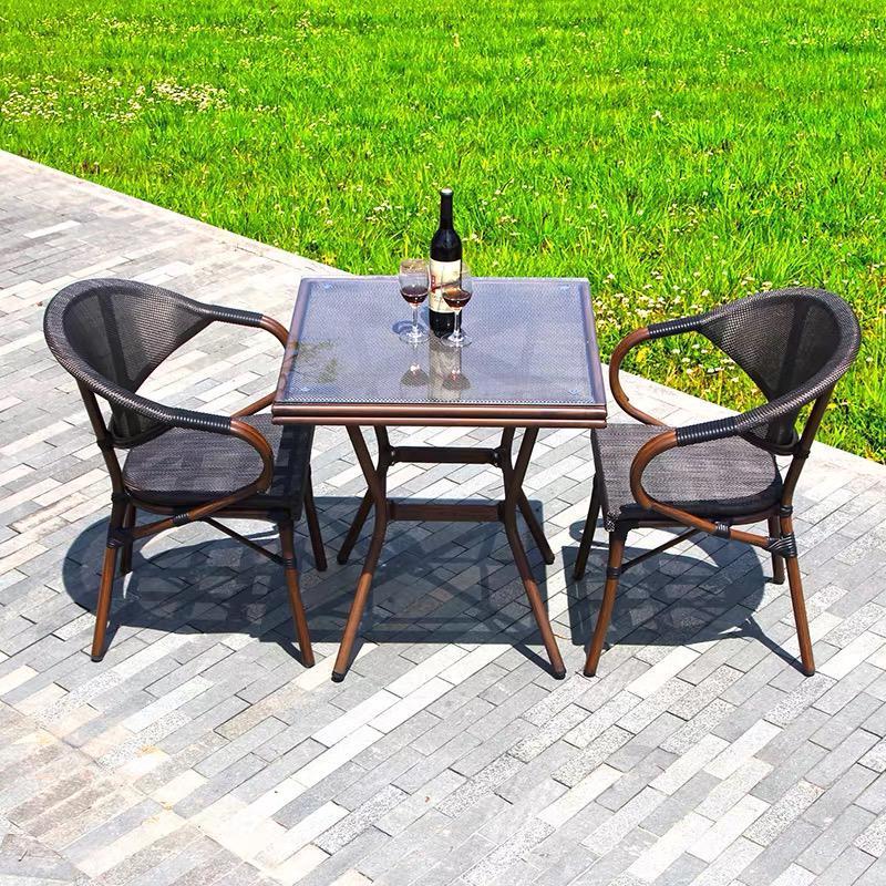 WISEMAX FURNITURE Cheap plastic bistro patio rattan garden outdoor table and chair furniture set