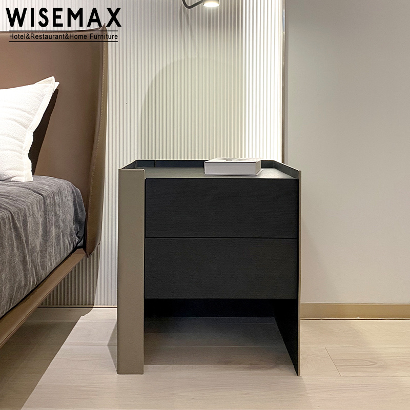 WISEMAX FURNITURE Italian modern bedroom fashion locker wooden storage cabinet leather cover bedside table for home hotel