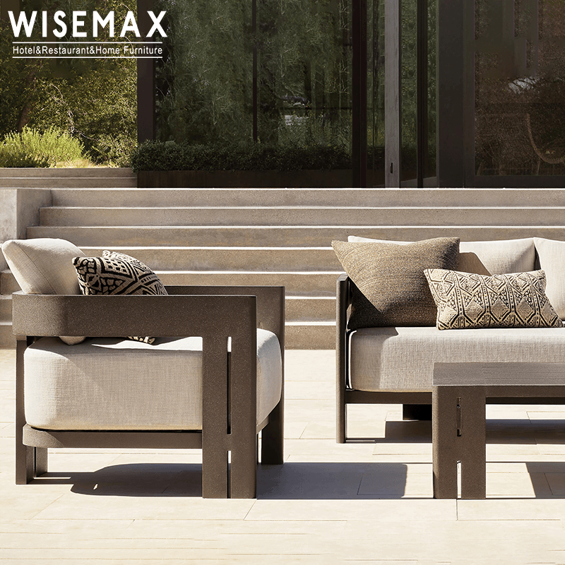 WISEMAX FURNITURE High quality table and chair aluminum outdoor furniture set garden coffee table fabric cushion swivel chairs