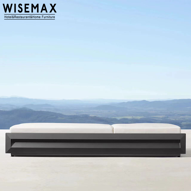 WISEMAX FURNITURE modern luxury aluminum outdoor furniture adjustable headrest chaise lounge chair swimming pool side day bed