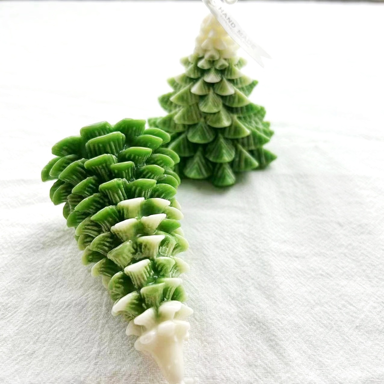 Promotional Christmas tree fir-shaped Scented Candles As Christmas Decoration