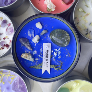 Custom Premium Quality Tin Dried Flowers Crystal Soy Wax Scented Luxury Candles at the festival