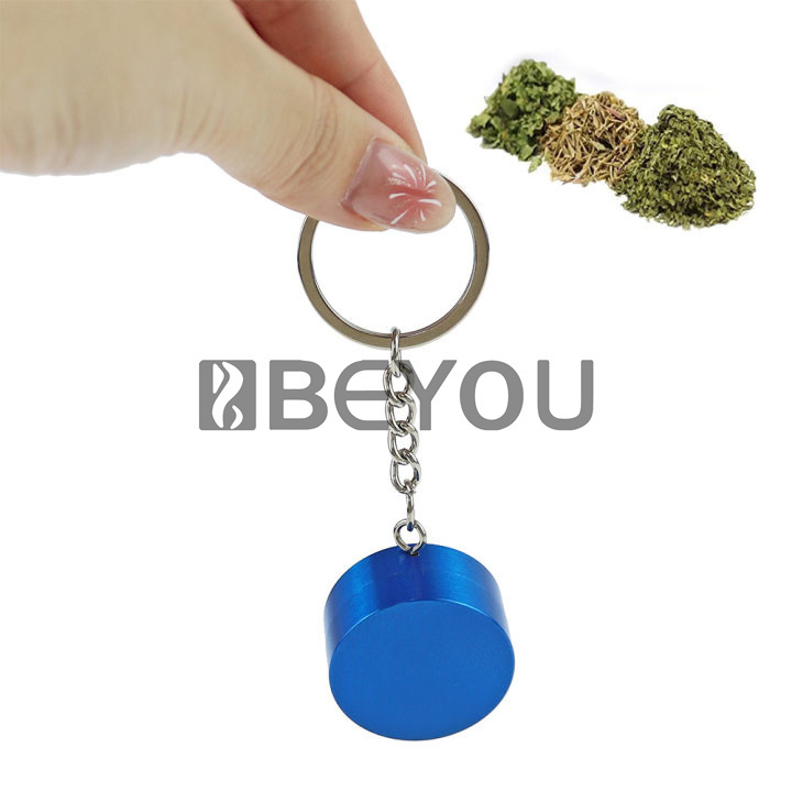 Mini Portable Tobacco Grinders Smoking Accessories 30mm 2 Layer Mini Pendant Cigarette Keychain Herb Grinders