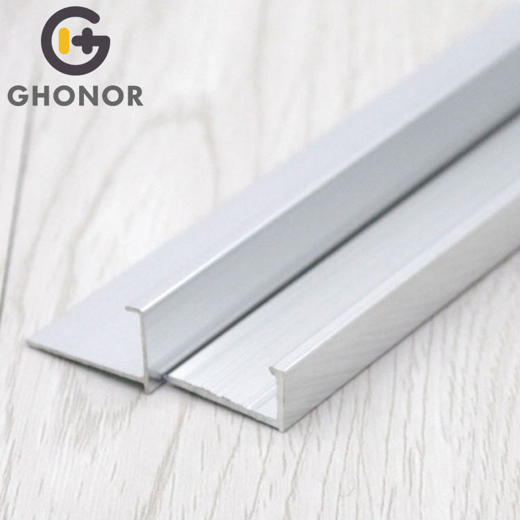 Merchandising Foshan Swimming Pool Tile Trim Corner Edge