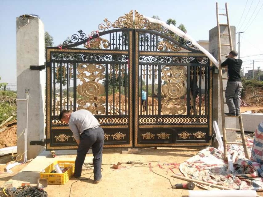 front auto simple small iron farm swing main gate door designs price with automatic gate openers in india