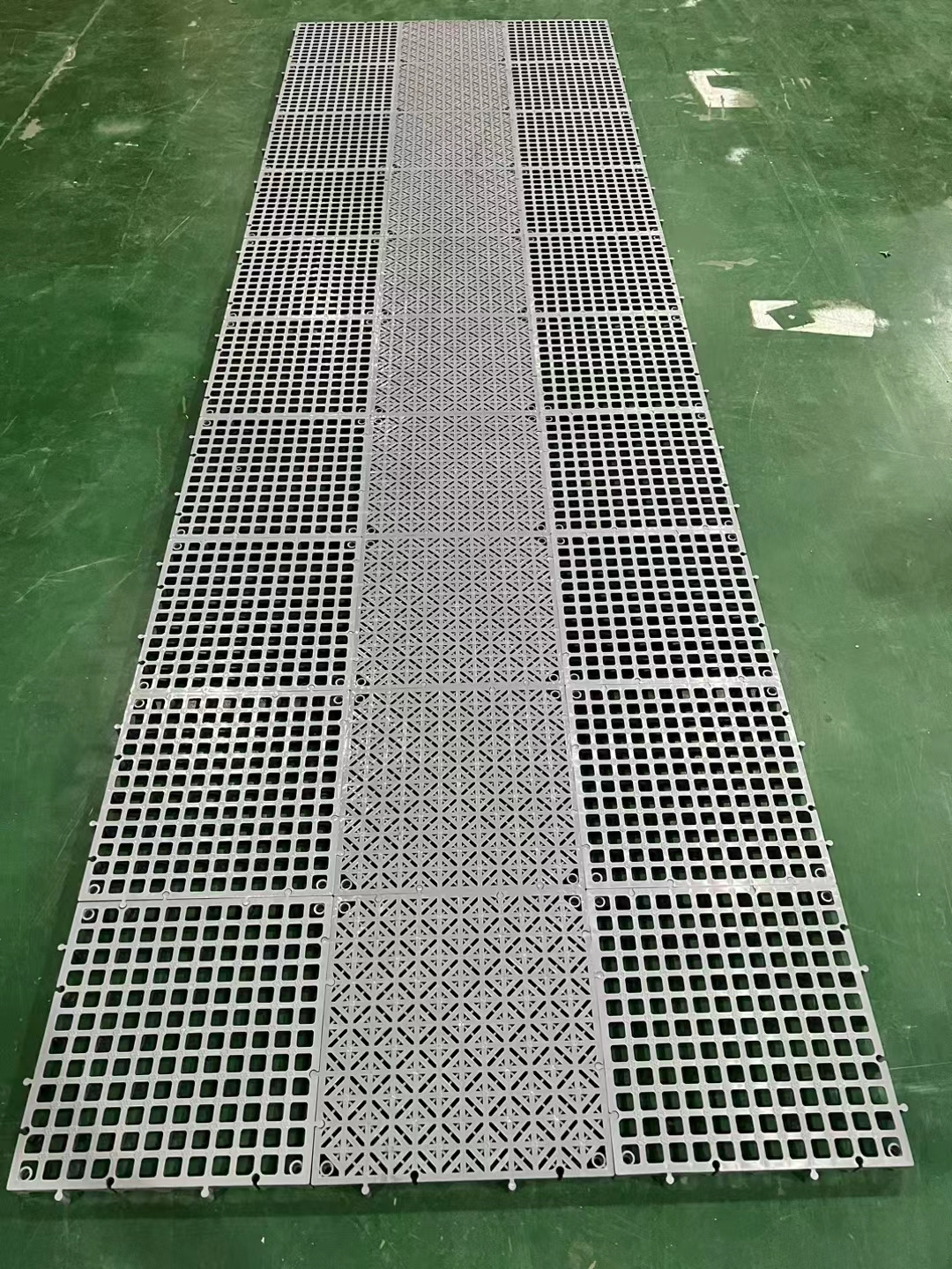 400*400*20mm encryption grille 100% PP Plastic Waterproof Flooring for Car Wash Use Durable and Long-Lasting Floor Tiles