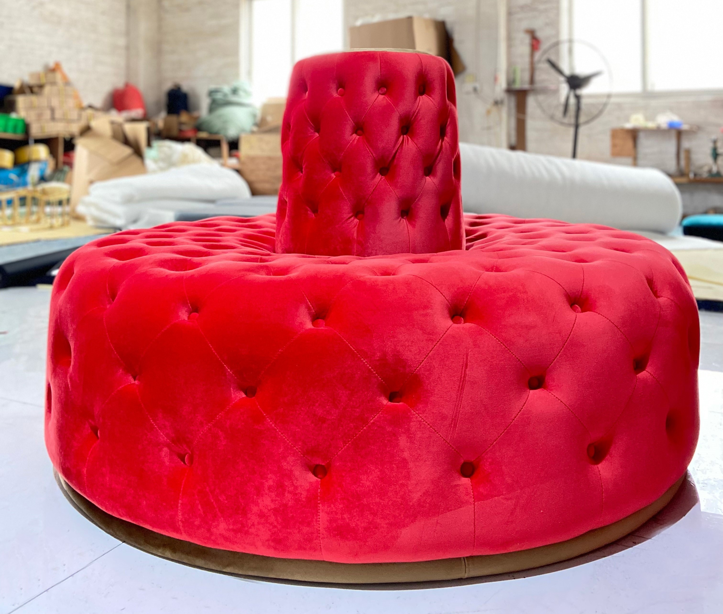 New Model Product Hotel Circular Modern Living Room Tufted Round Velvet Sectional Button-tufted Sofa