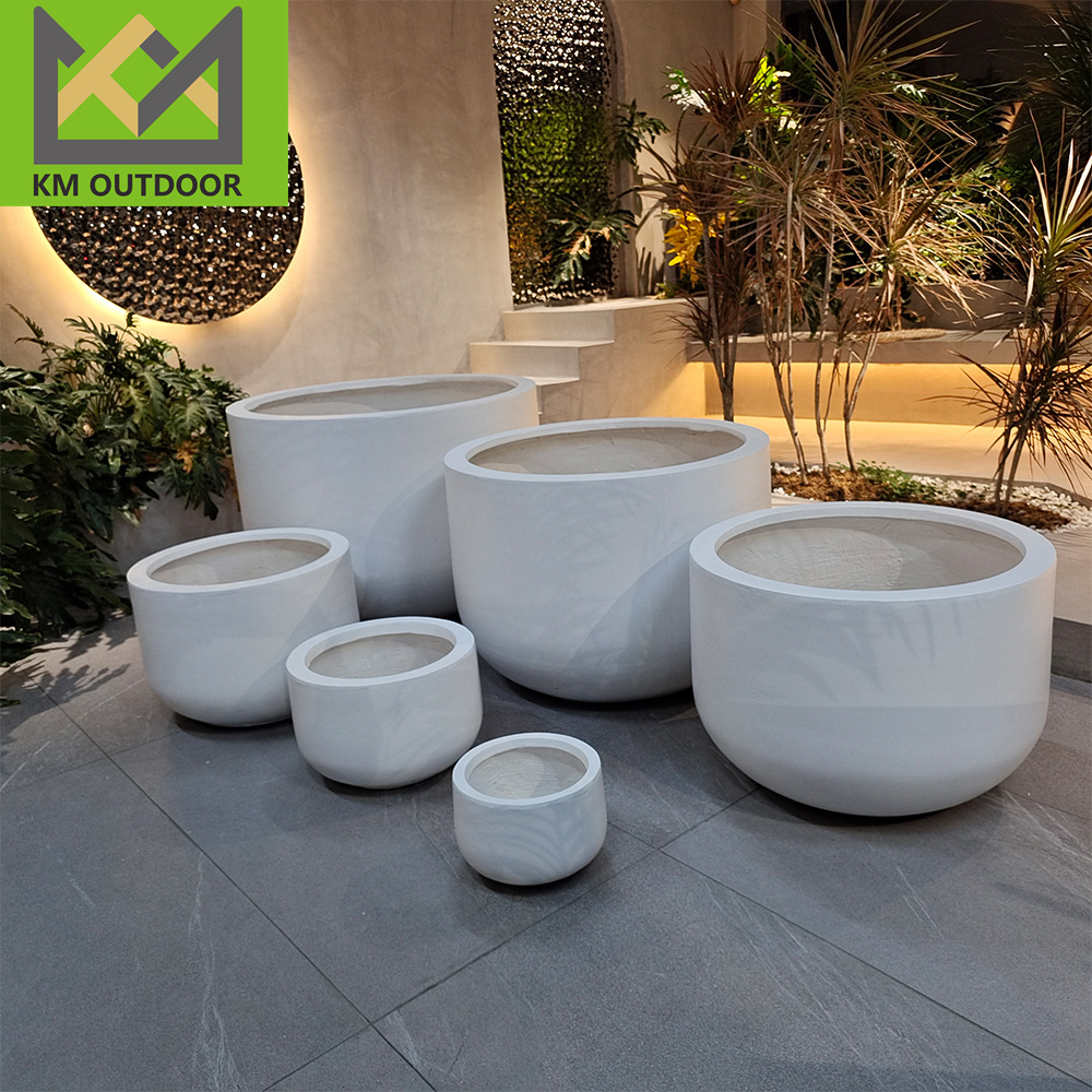 Hotel Decorative Round Cylinder Different Size Outdoor Flower Pots Planter Clay Cement Pots For Plants