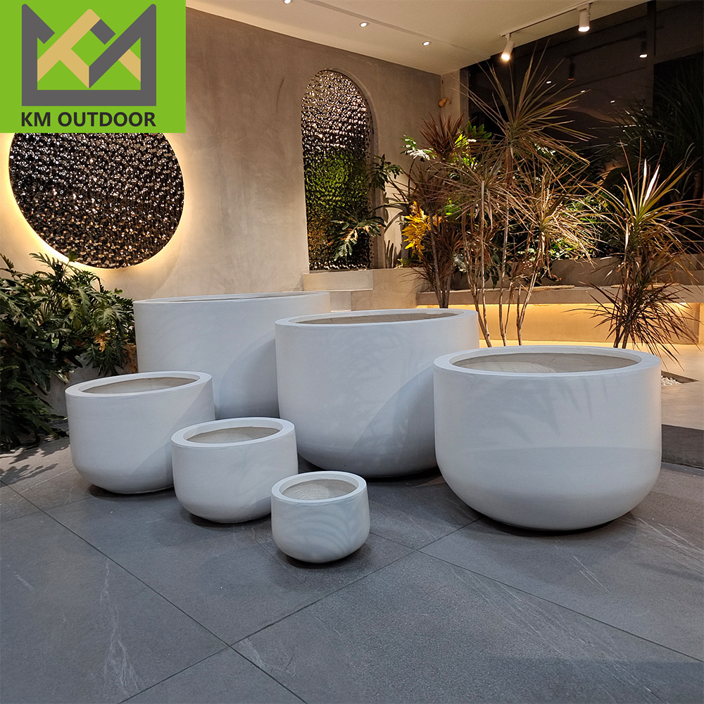 Hotel Decorative Round Cylinder Different Size Outdoor Flower Pots Planter Clay Cement Pots For Plants