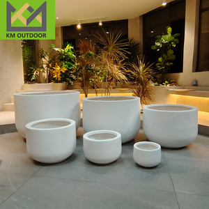 Hotel Decorative Round Cylinder Different Size Outdoor Flower Pots Planter Clay Cement Pots For Plants