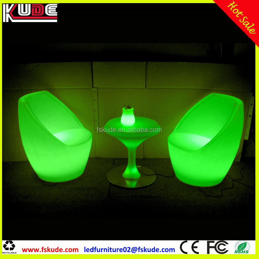 Outdoor PE plastic furniture/modern light up LED coffee shop table and chairs