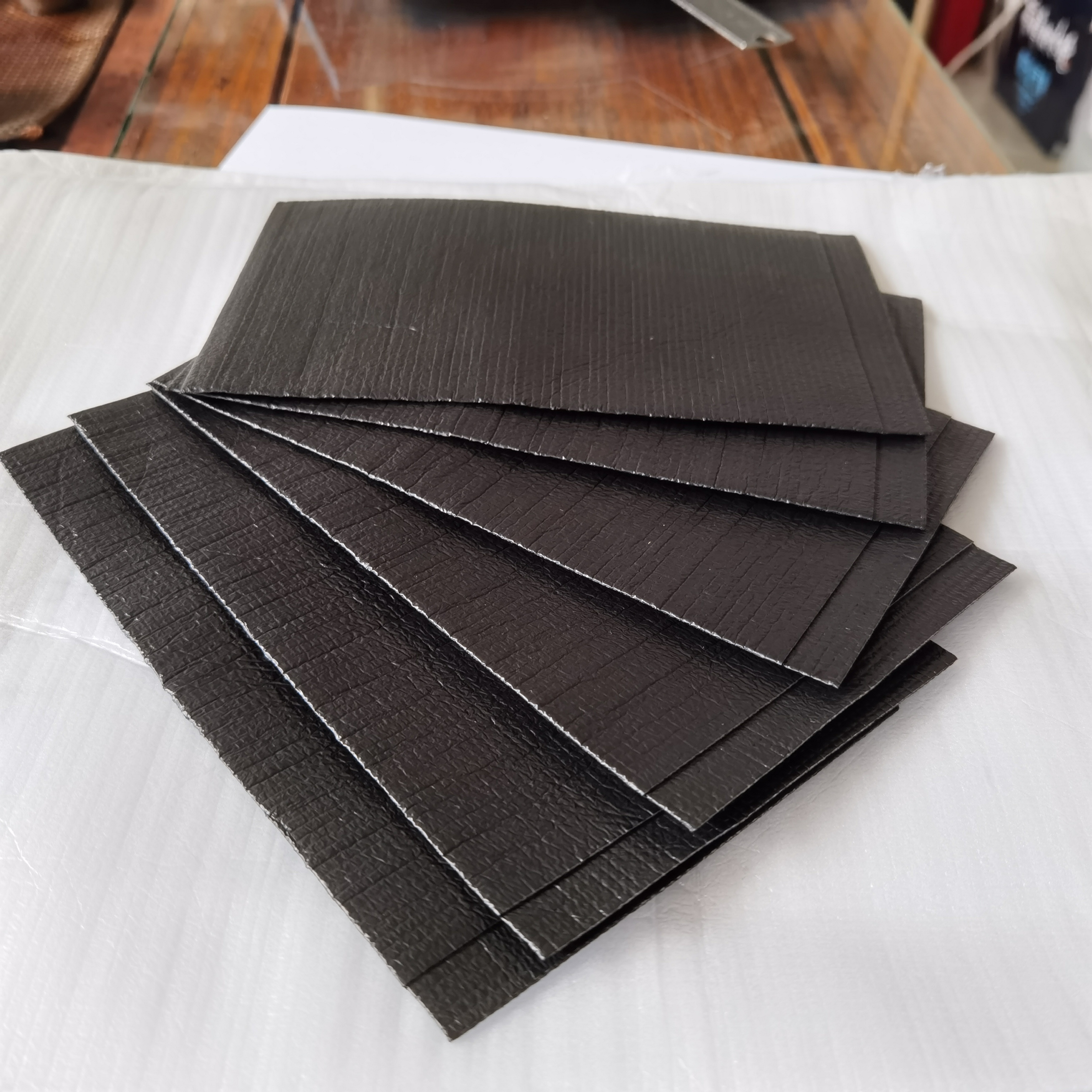 Large Black Epe Cushion Pouch Bag Packing Material Customer Size Epe Foam Air Bubble Film Small Bubble Roll Protective Film Pe