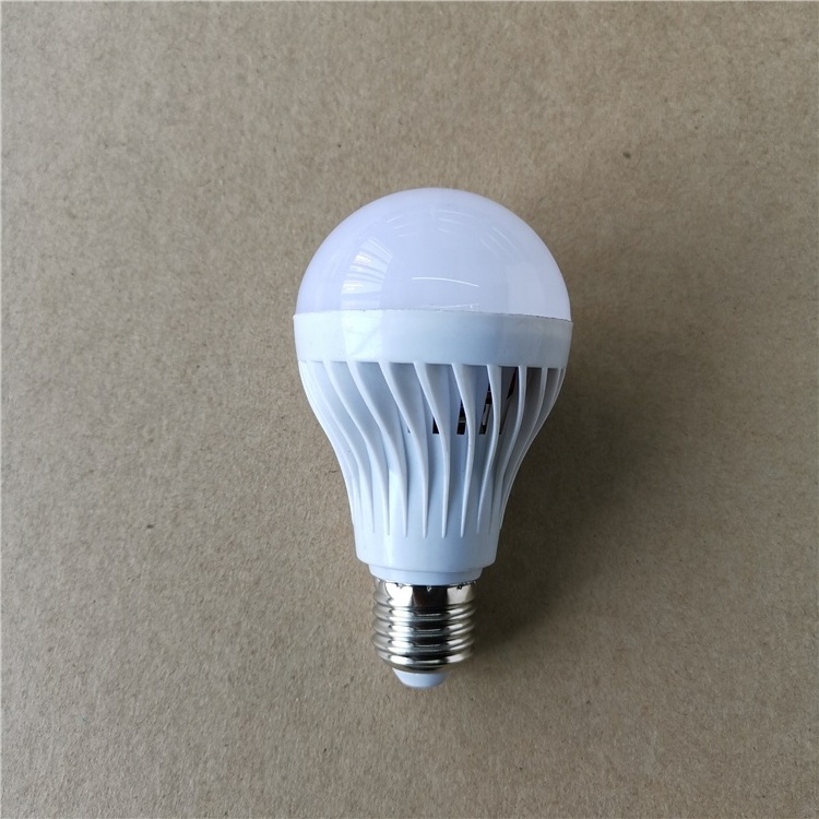 Factory price 9w 13w 15w 1500ma lithium battery led charging emergency bulb lamp  Rechargeable bulb lamp