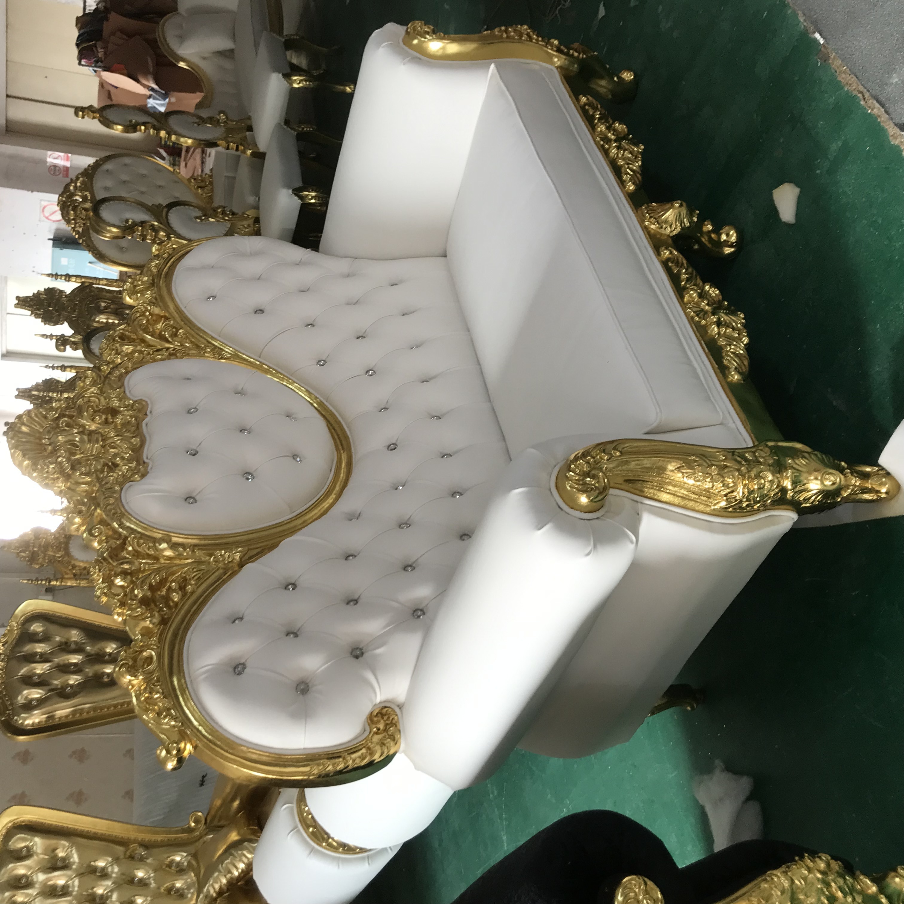 Latest comfortable royal wooden frame luxury king throne sofa king and queen trone chair wedding king throne chair sofa rental