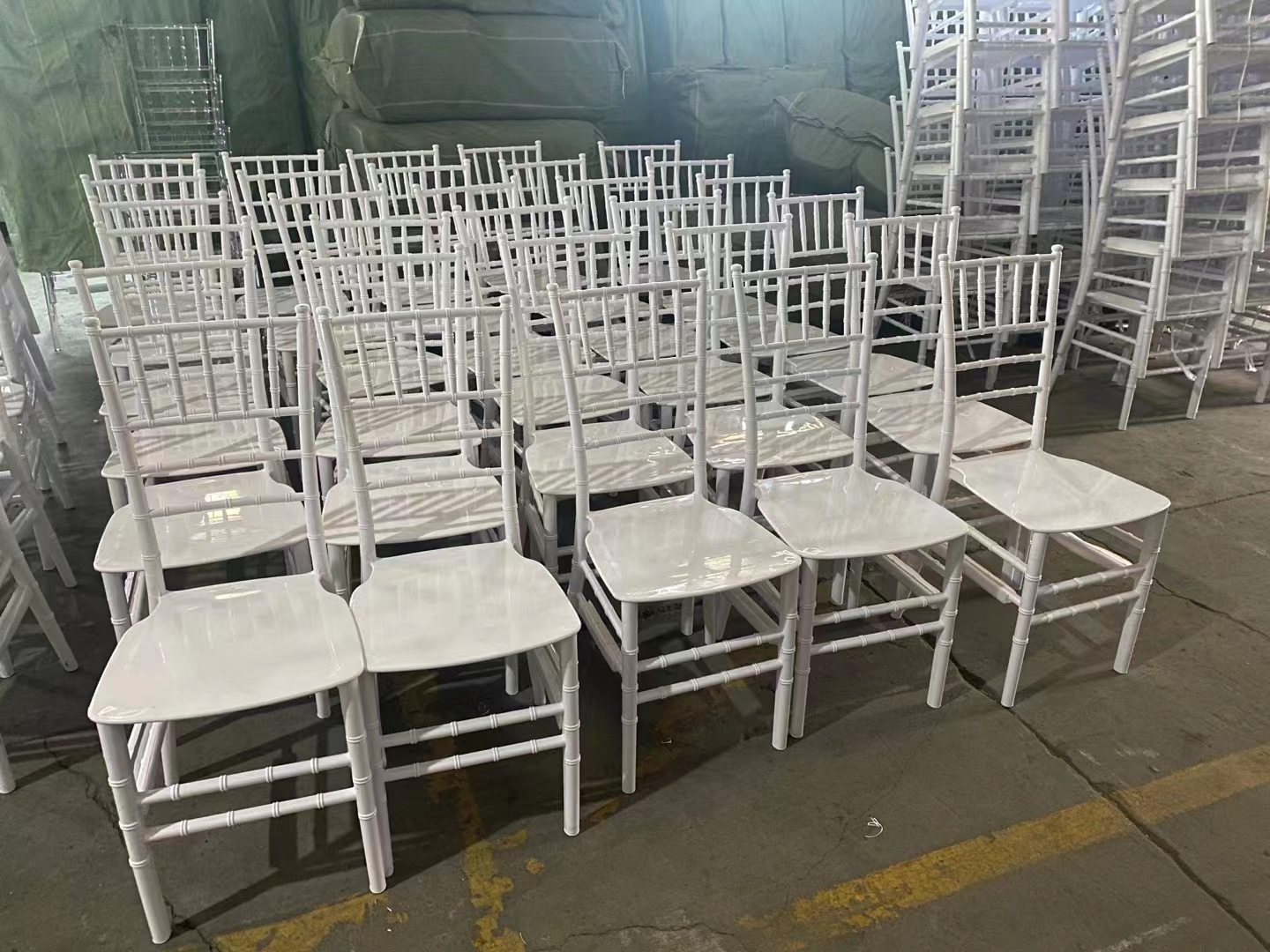 Factory price dining banquet event wed rental stacking ghost chair transparent crystal clear party weeding chair