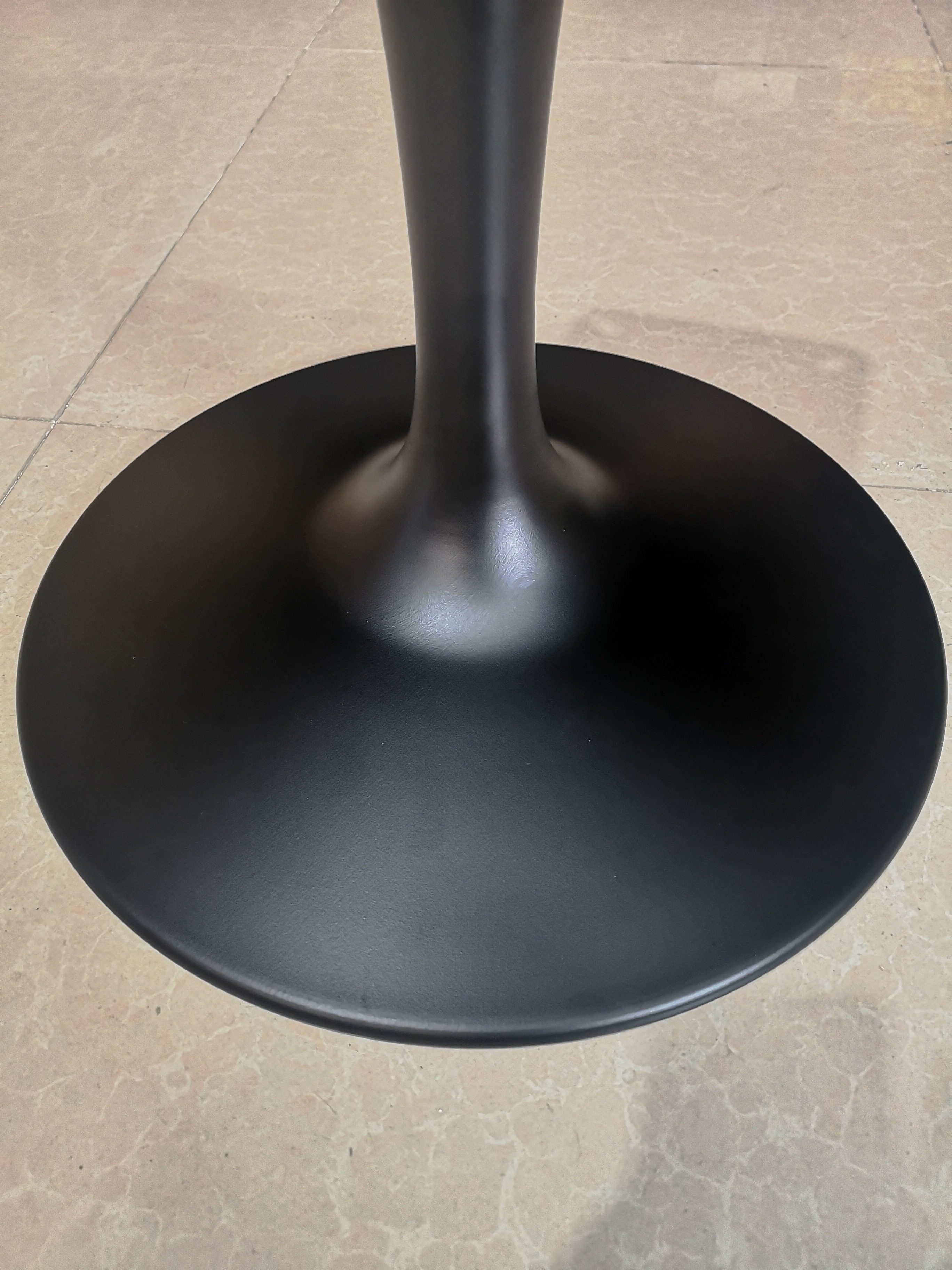 Metal  chair base round trumpet style black/chrome color chair leg 360 degrees  rotatable  for furniture leg