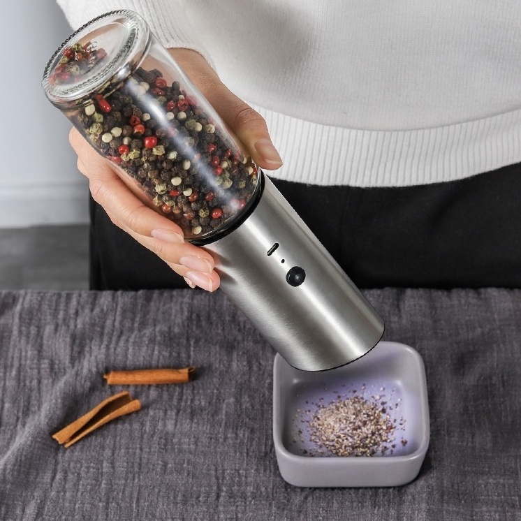 Large Capacity Adjustable Pepper Grinder Electric Grinder for Spices and Herbs