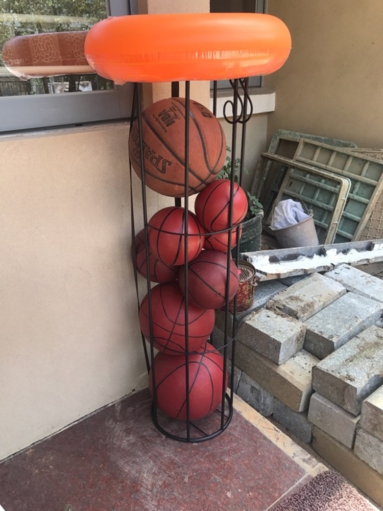 Hot Sale Shop Garage Floor Standing Basketball Football Volleyball Soccer Toy Ball Metal Storage Display Rack Holder