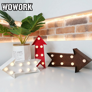 2024 WOWORK battery operated arrow lamps for XMAS decoration