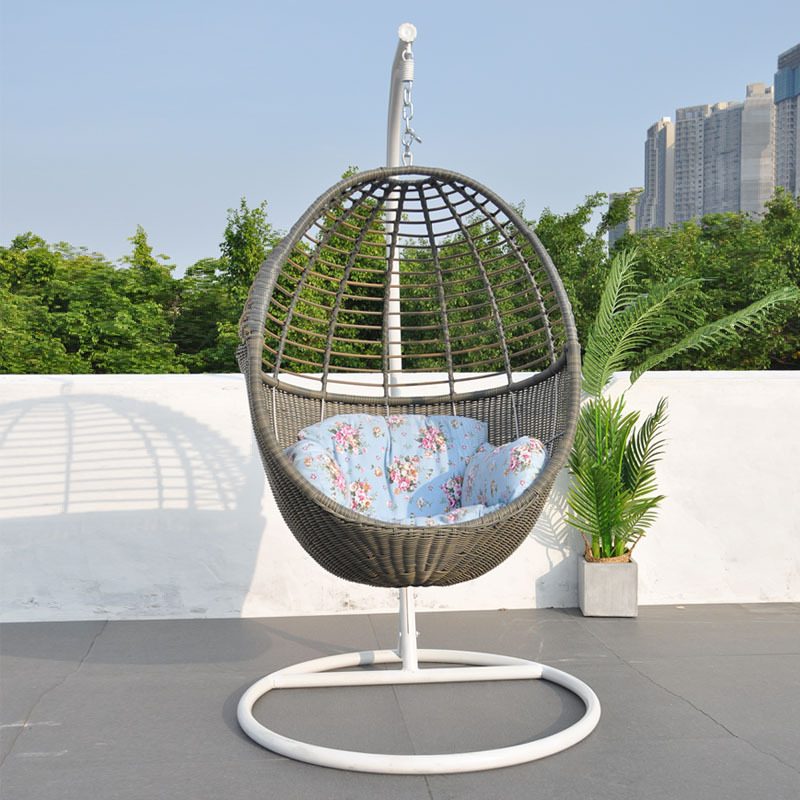 Custom High Quality Modern Leisure Garden Rocking Chair Outdoor Furniture Metal Egg Hanging Swing Chair