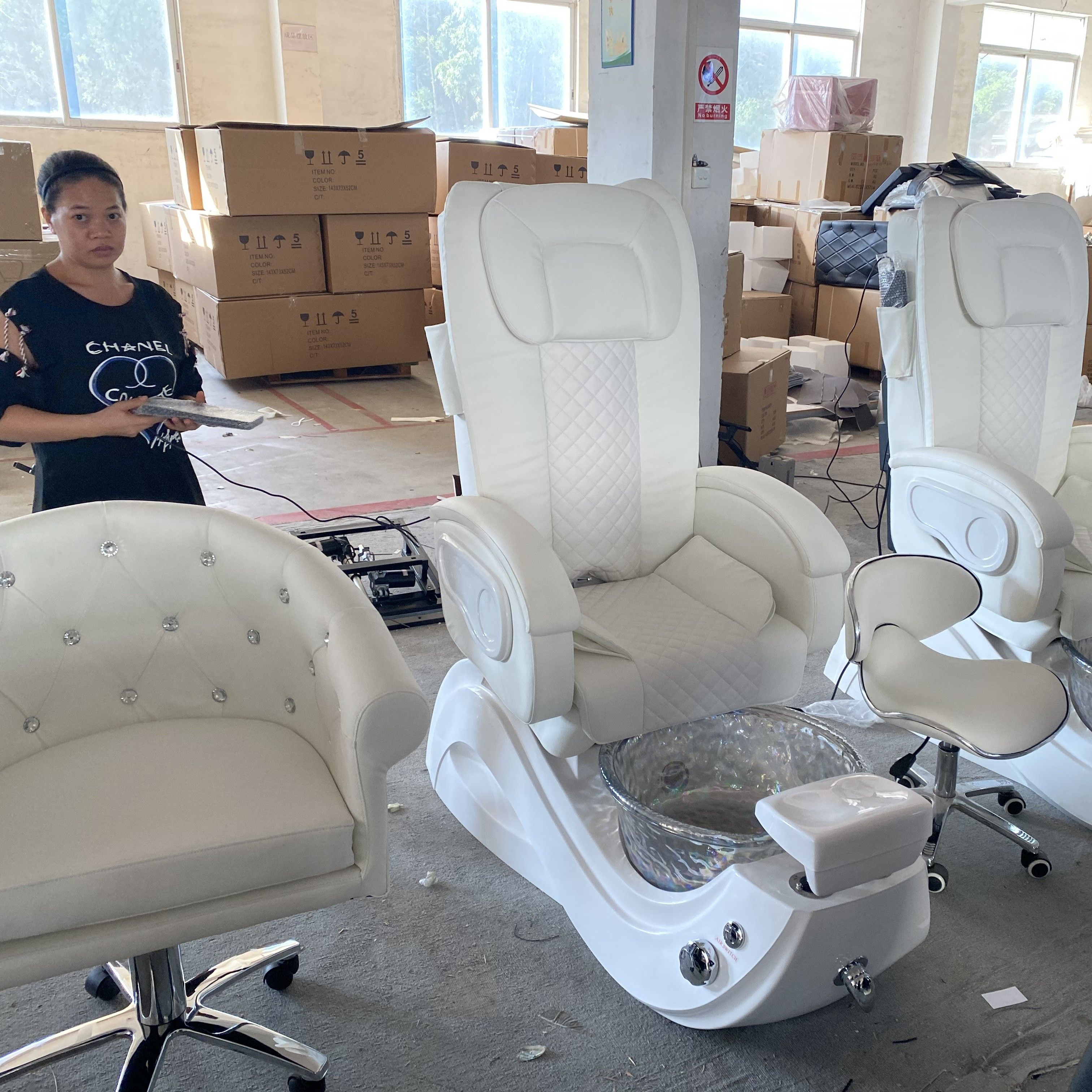 hot sale luxury customer chairs and pedicure spa massage chair for nail salon