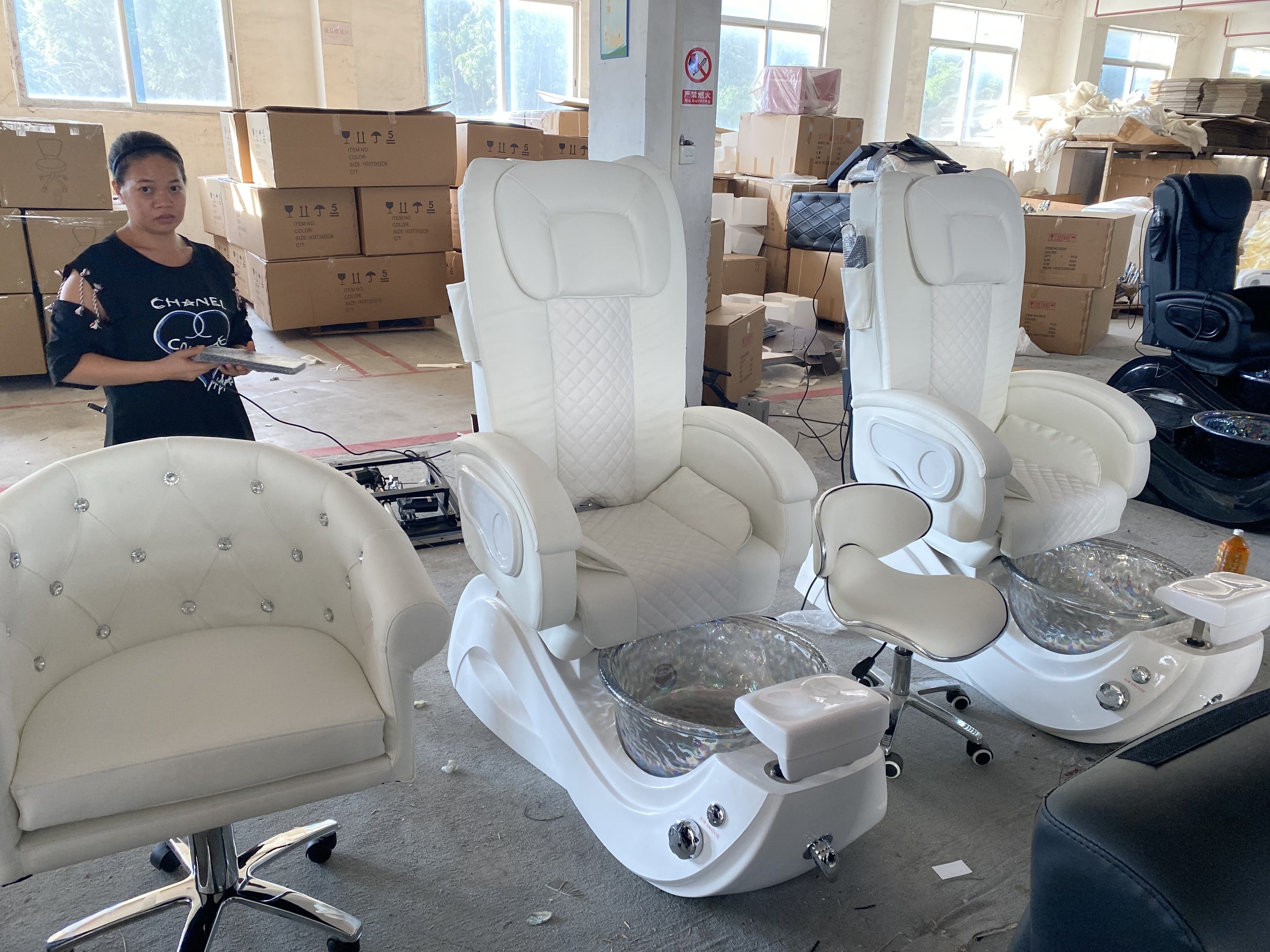 hot sale luxury customer chairs and pedicure spa massage chair for nail salon