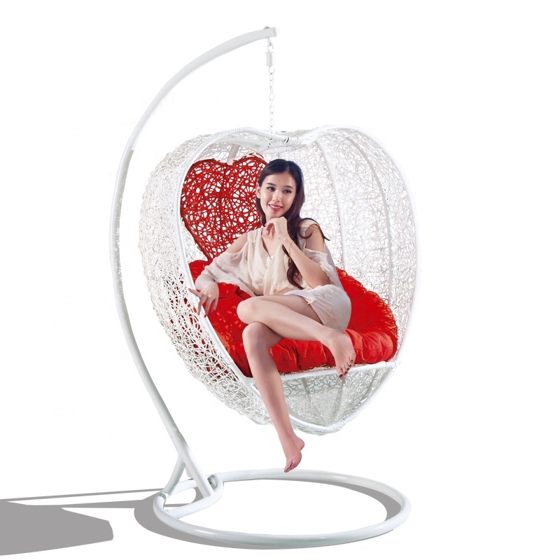 Modern Design Heart Shaped Single PE Rattan Swing Chair Garden Wicker Hanging Chair