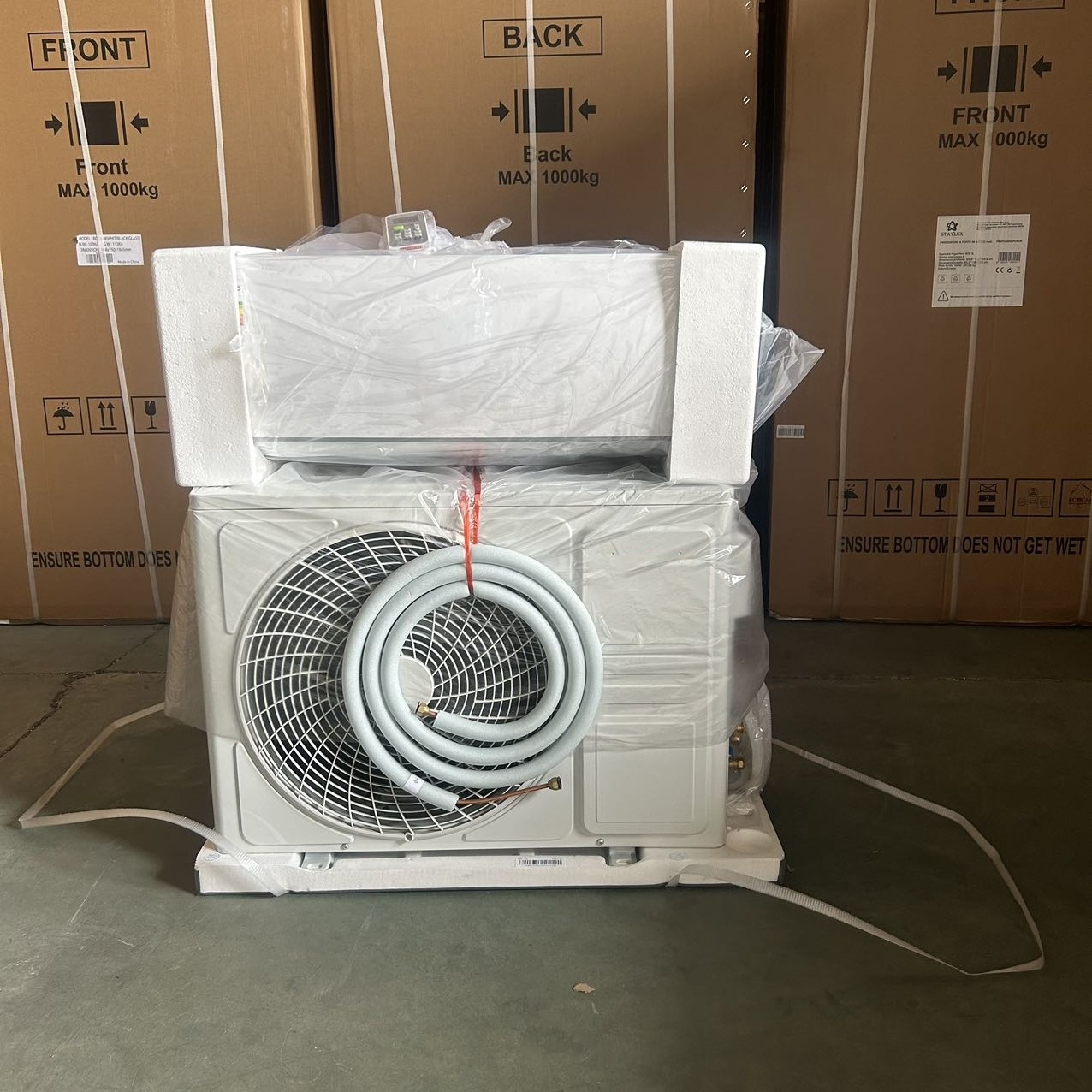 Mini Wall Mounted Split Type Cooling Air Flow System Unit 1HP 1.5HP Inverter Air Conditioner Electric 30 Room AC Fixed Frequency