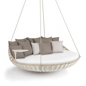 rattan/wicker hanging swing day bed outdoor round daybed