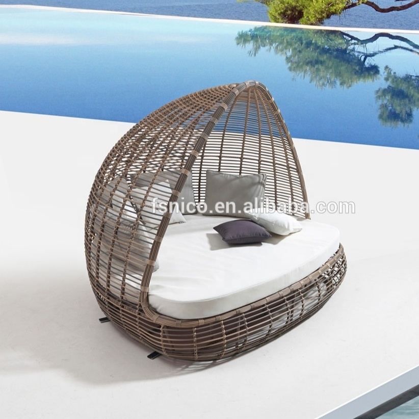 Hotel Cabana Outdoor sunbed lounge with sunroof Round Poly Rattan Sunbed