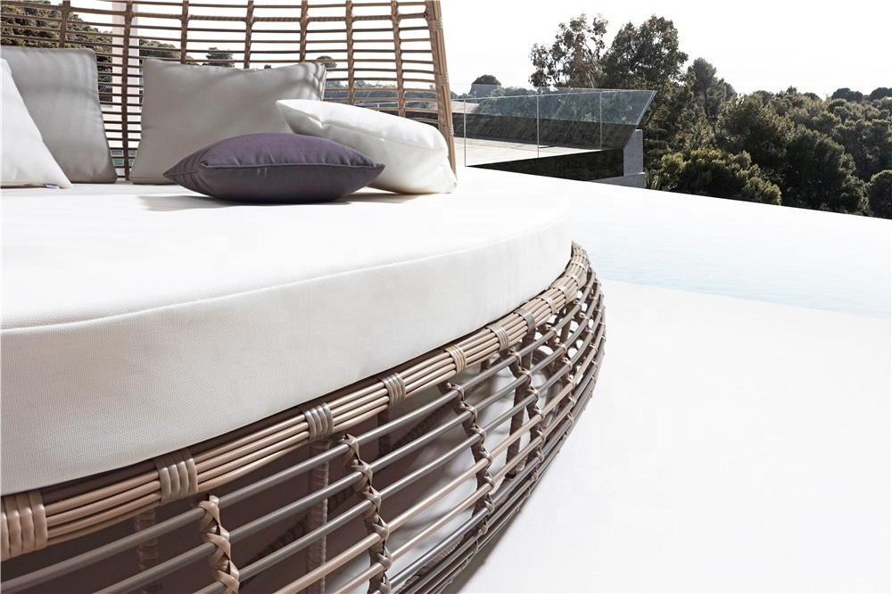 Hotel Cabana Outdoor sunbed lounge with sunroof Round Poly Rattan Sunbed