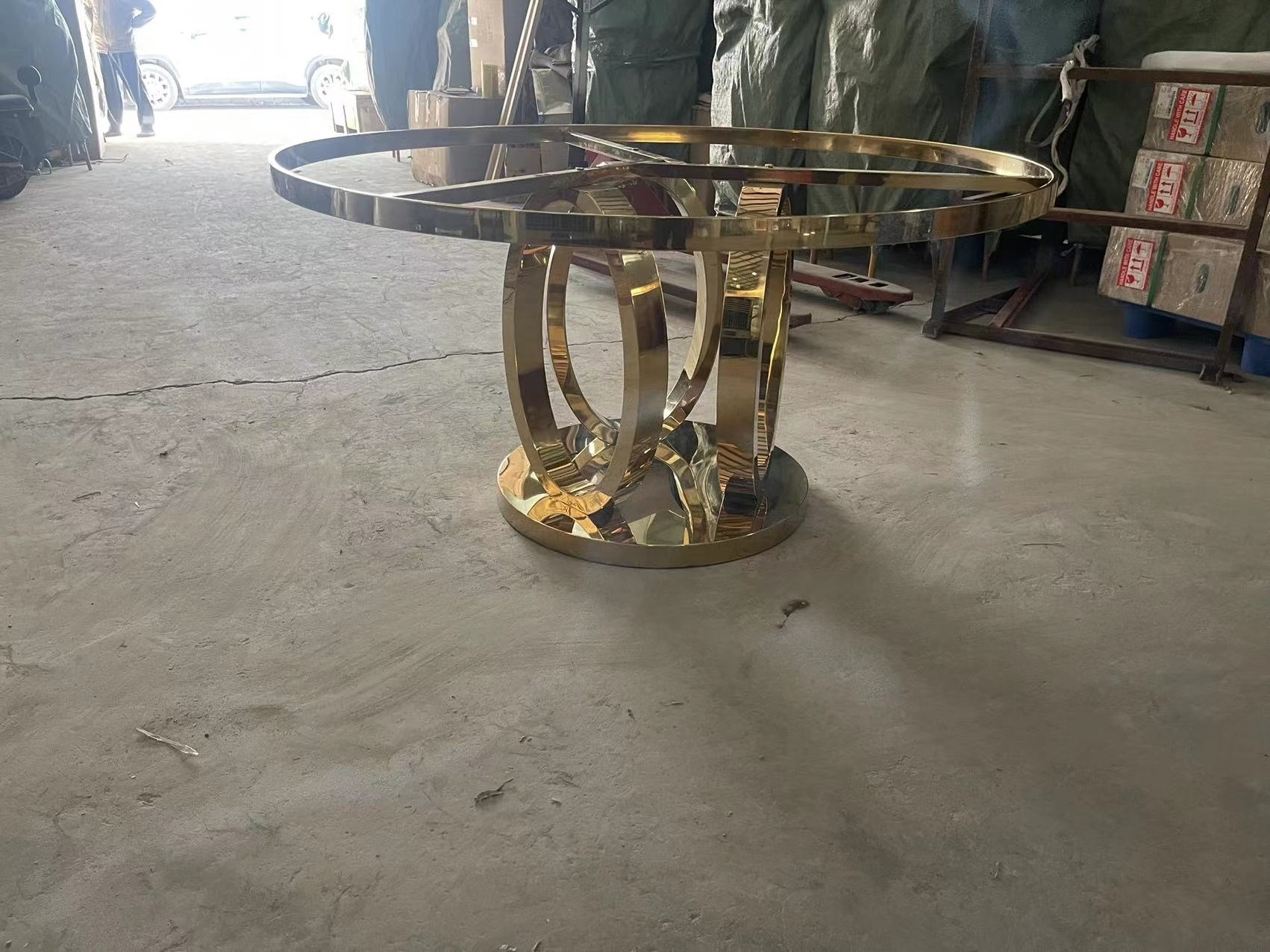 Factory Direct Sale Glass Top Round Banquet Table For Sale Customized Used Wedding Dining Table