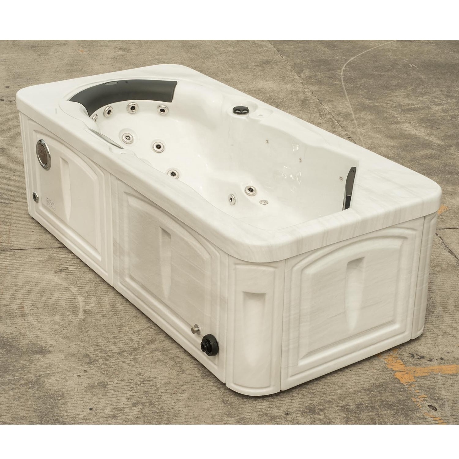 one person indoor/outdoor spa bathtubs massage Balboa hot tub romantic spa tub