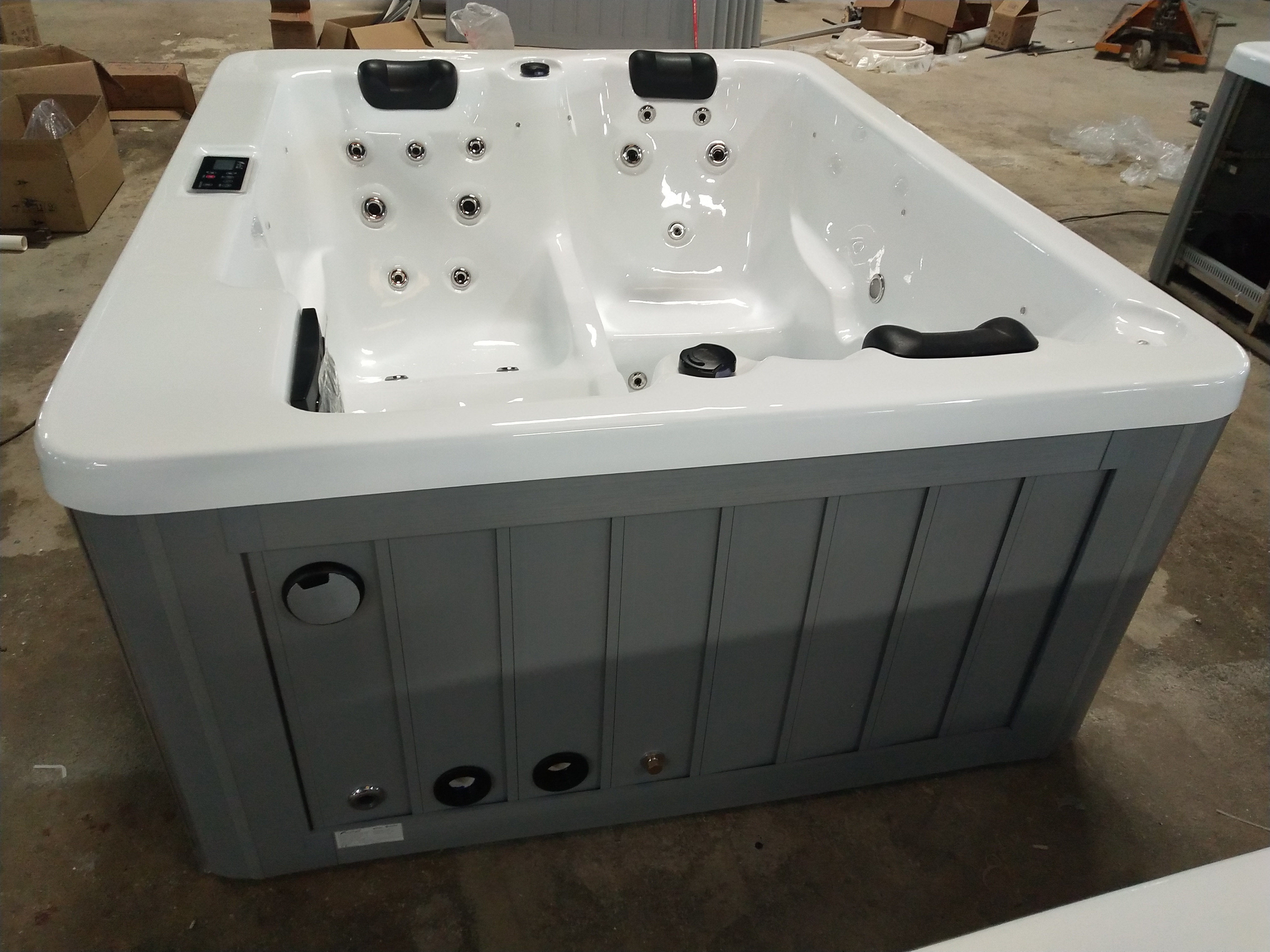 In stock Factory direct 3 Person hot tub US Balboa spa massage bathtub