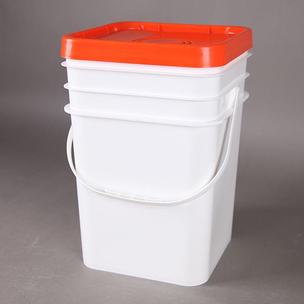 Factory wholesale car wash bucket PP pet food container well sealed wine barrel plastic bucket plastic pail