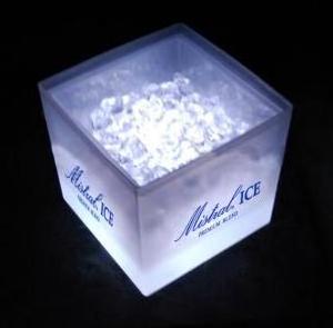 barware beer ice bucket square transparent Plastic ice bucket with LED lighting