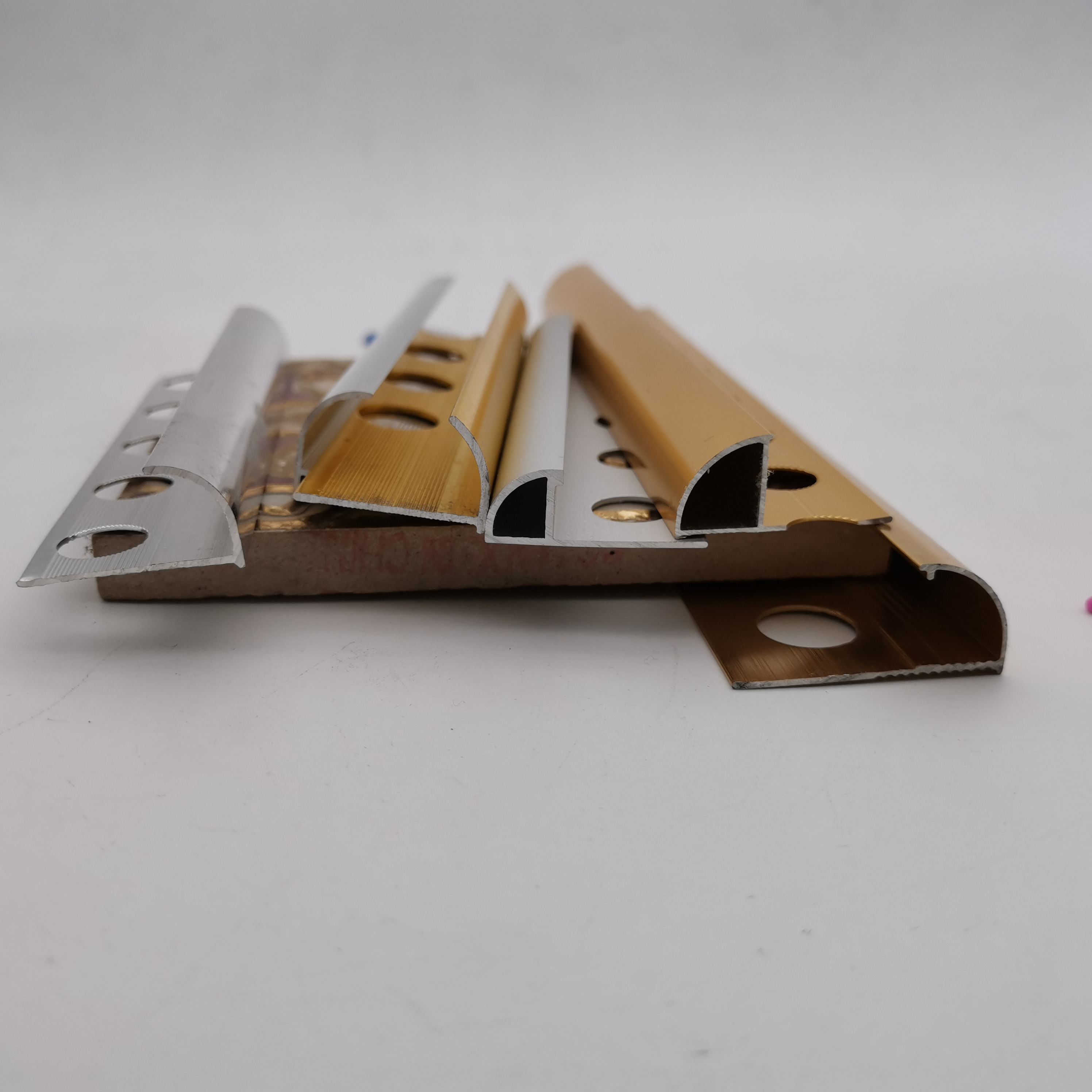 Foshan Factory High Quality Aluminum Tile Edge Corner Tile Trim