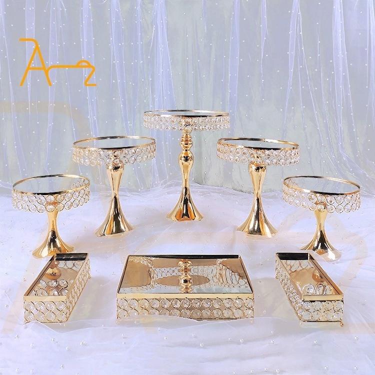 Luxury golden storage rack dessert cakes stands 3 tier metal cake stand for home and wedding decoration