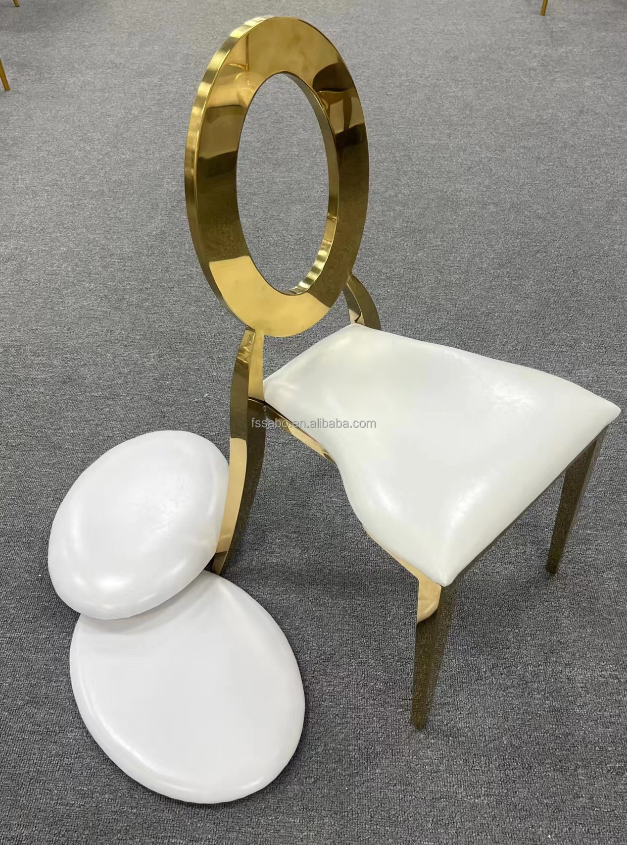 High Quality Gold round Stainless Steel Dining and Banquet Chair Modern Style for Wedding and Party Packed in Mail