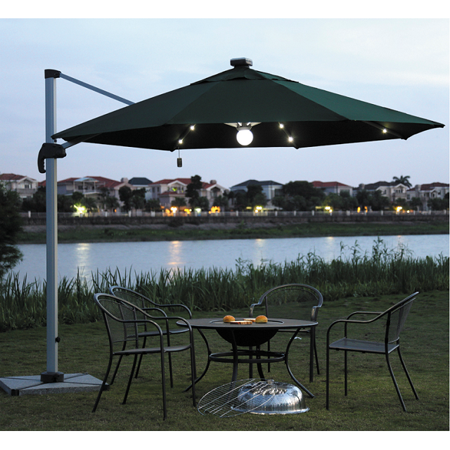 Patio Cafe Used Solar Energy LED Light Garden Roman Umbrella