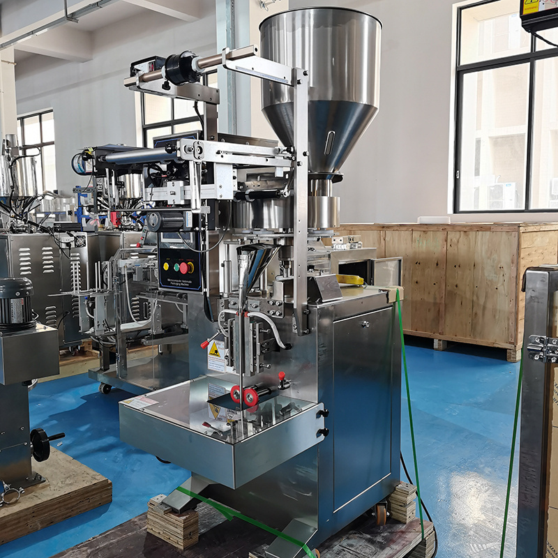 Fully Automatic Crispy Favas Sea Salt Beans Packing Machine Coco Green Beans Granular Packing Machine