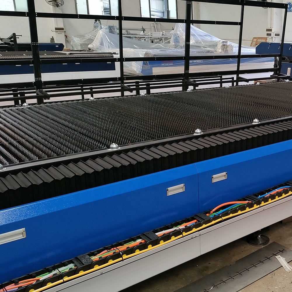 Sheet metal 3kw fiber laser cutting machine price in Mexico SS CS aluminum laser cutting machine single table laser equipment