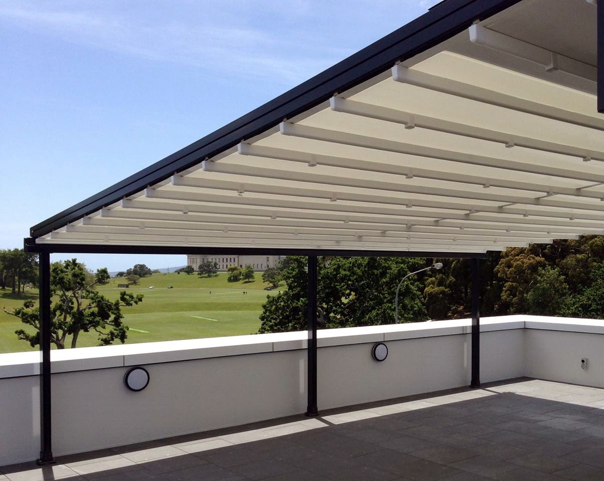 Install Easily Outdoor Aluminum Folding Retractable Pergola Motorized Awning Retractable Canopy Roof