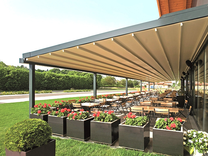 Shengcheng  Outdoor Aluminum Folding Retractable Roof  Pergola  System Motorized Awning Retractable Canopy