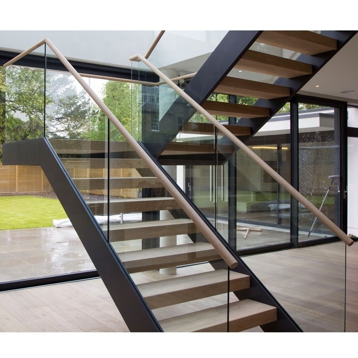 Modern style  Oak wood carbon steel  staircase  with double stringers  stairs oak wood treads and glass railings