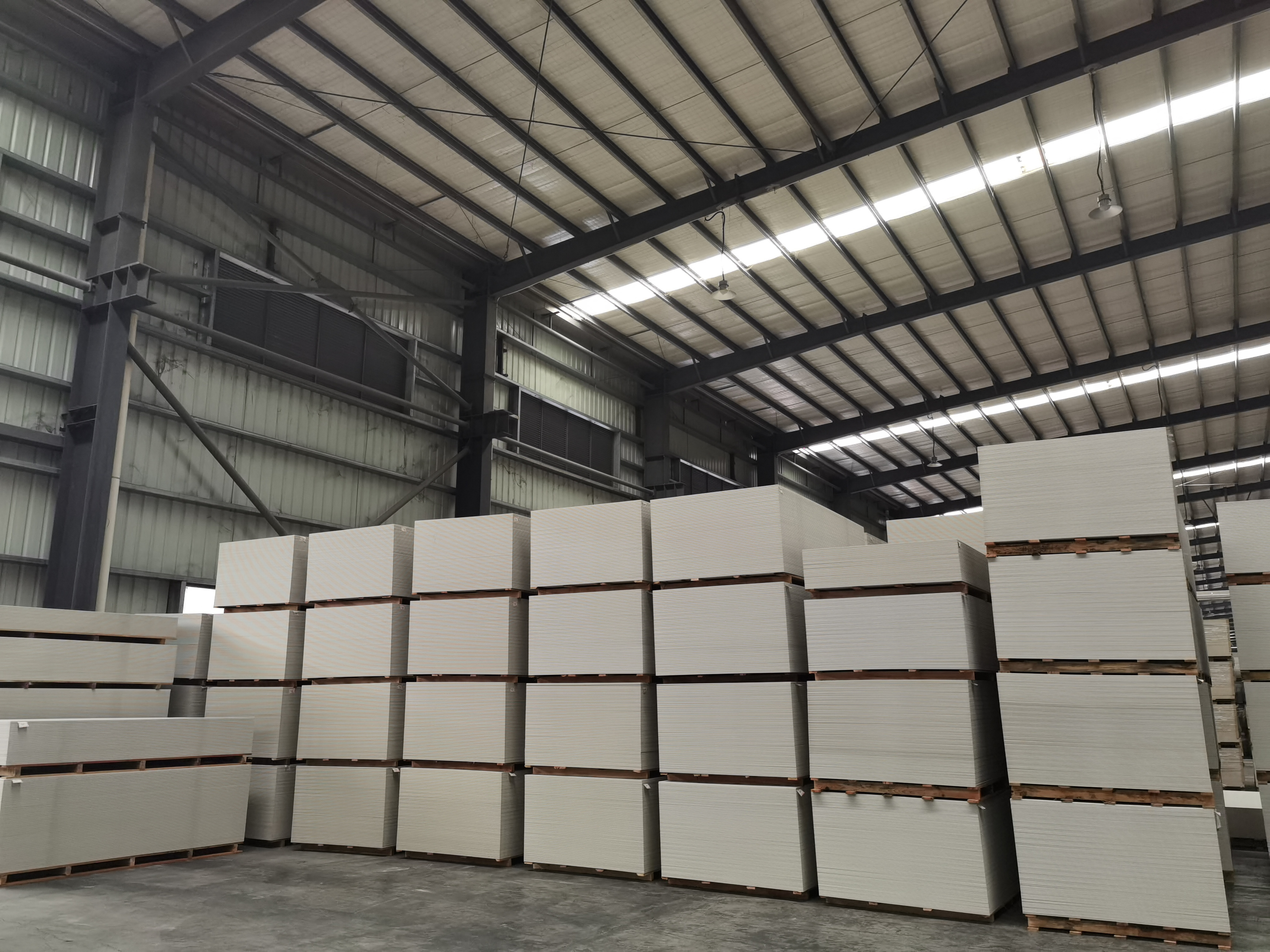 Thermal Insulation Class a Non-Combustible Calcium Silicate Board with Fireproof 9mm