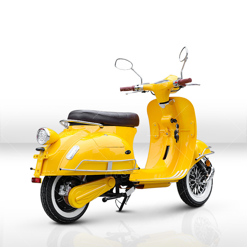 2019 new design retro 2000w motor  travel coc city fashion electric scooter for sale high quality