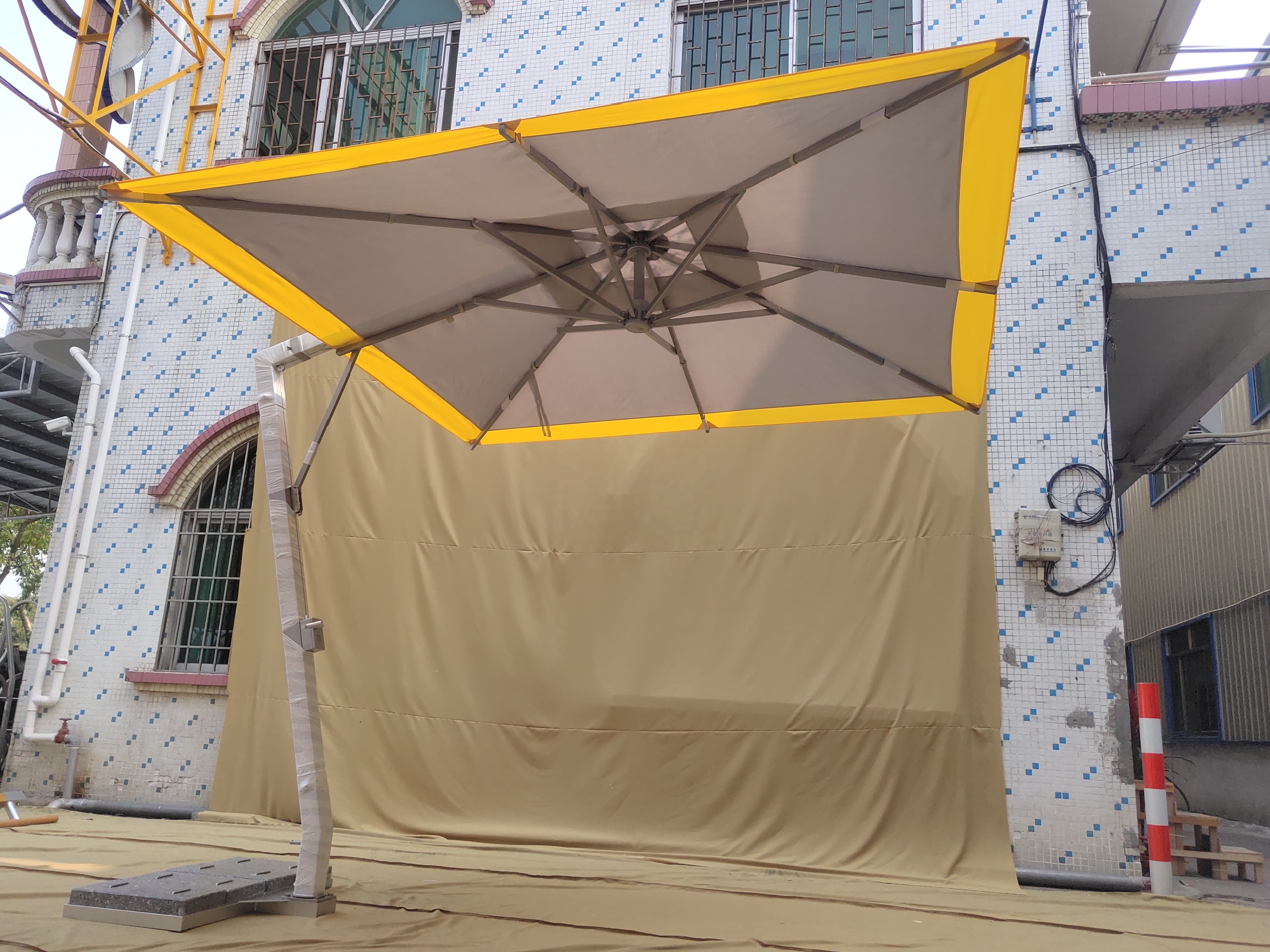 10 FT Square Patio market contract multi-position Aluminum Cantilever Umbrella with Granite Base